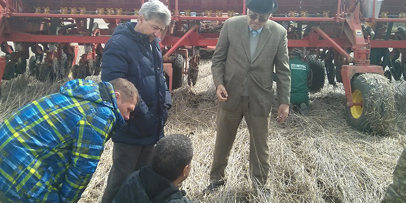 Помощники Энрико Бертини предлагают решения для качественного прямого посева гороха